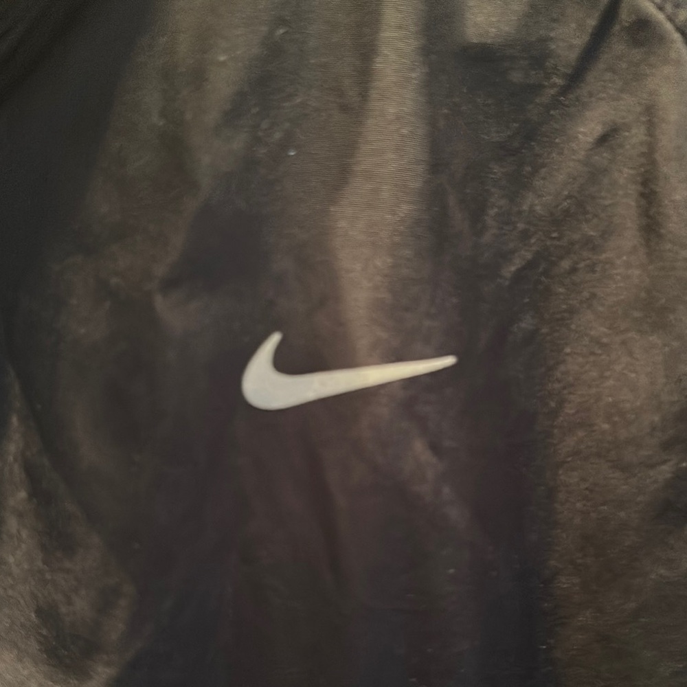 Nike Women’s Black Running Jacket - Picture 4 of 5